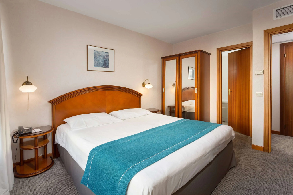 Ramada by Wyndham Bucharest Parc Hotel