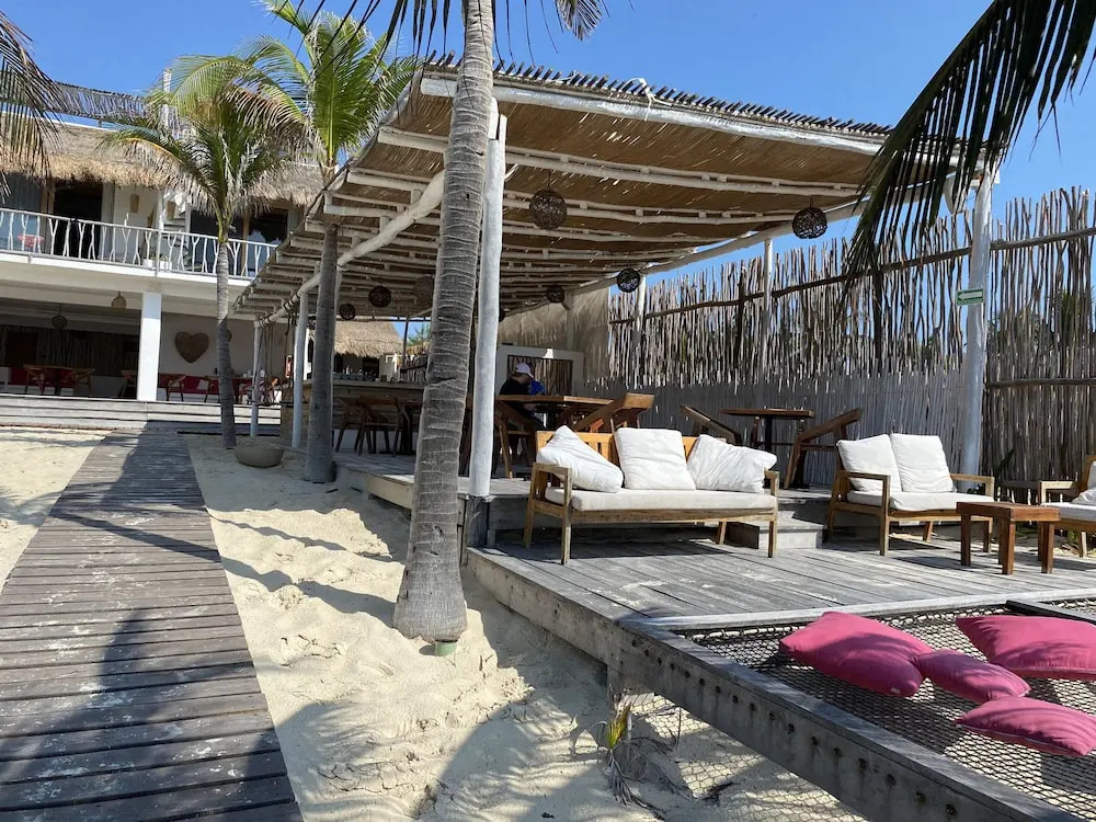 Punta Blanca | Beachfront Boutique Hotel