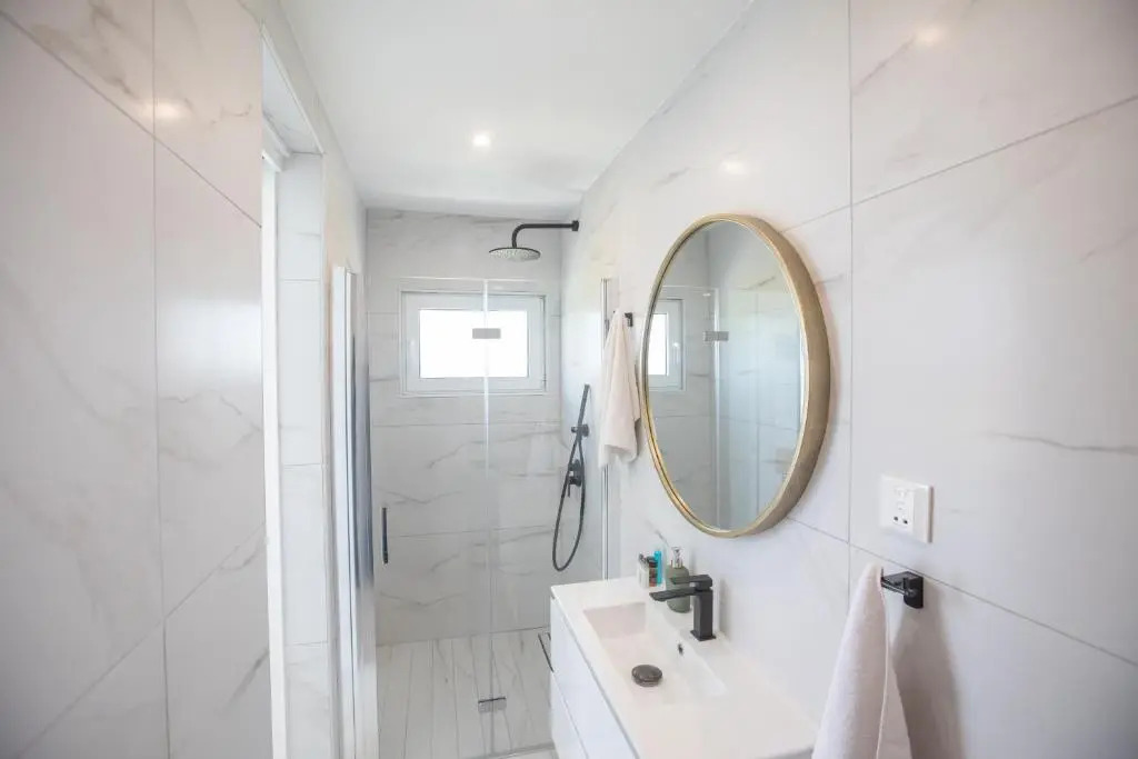 Artizan Seafront Villa 5
