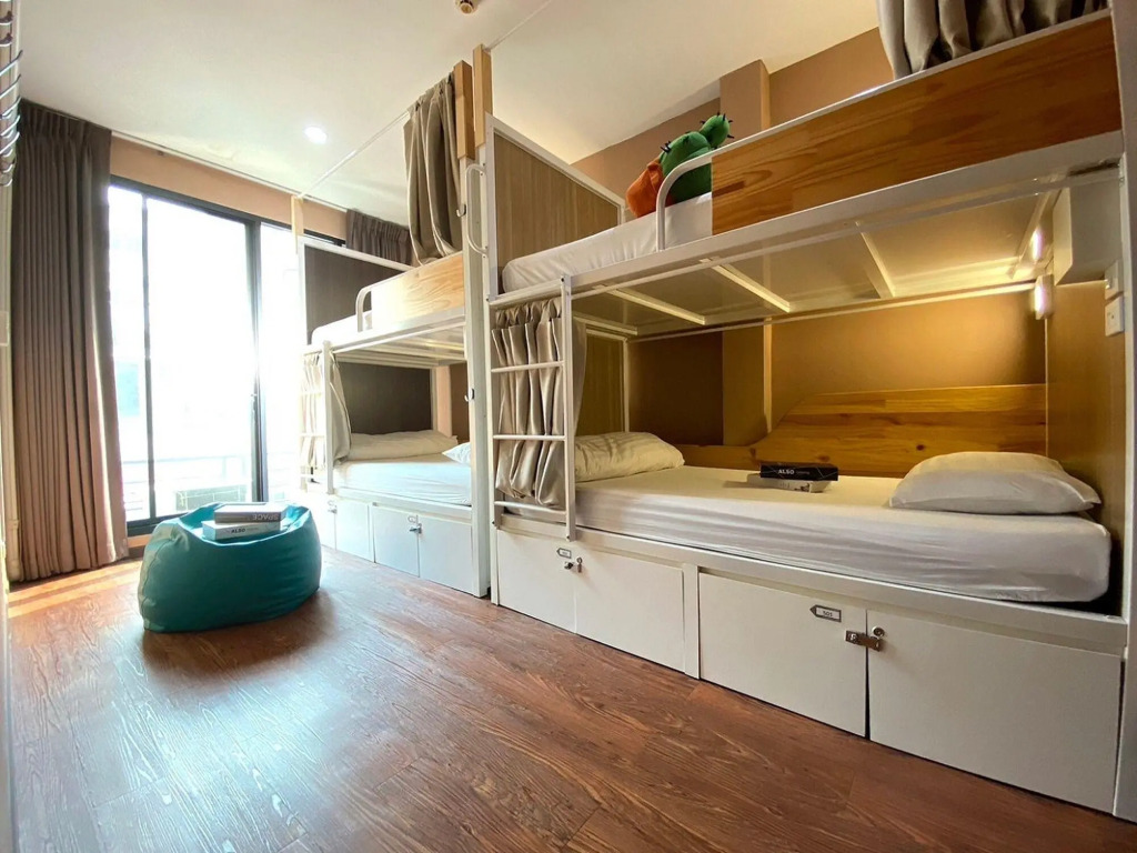 Click Hostel