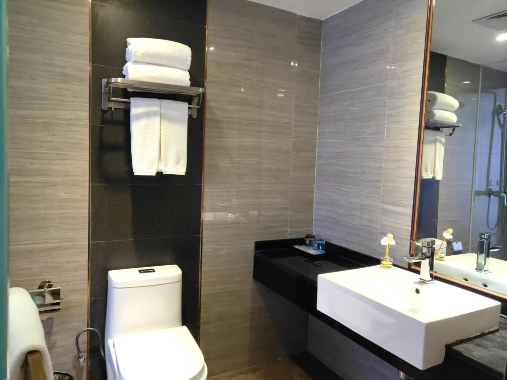 INSAIL Hotel