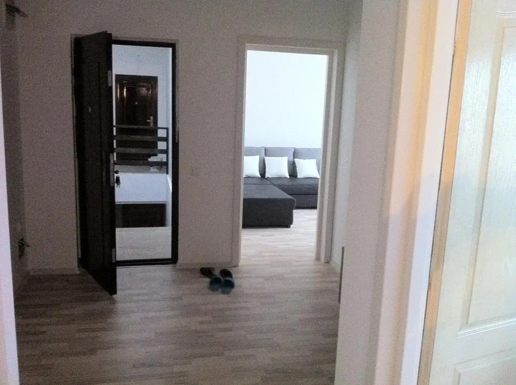 M.B.I. Apartments