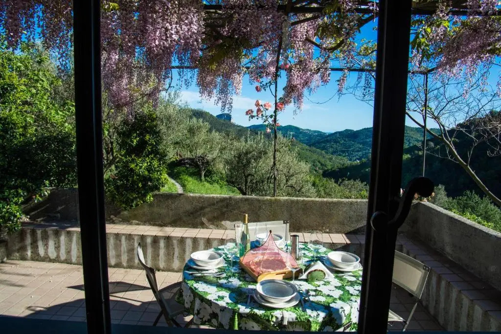 Antica Casa del Canto-Relax, Natura, Bike, Fast WiFi, Private Parking