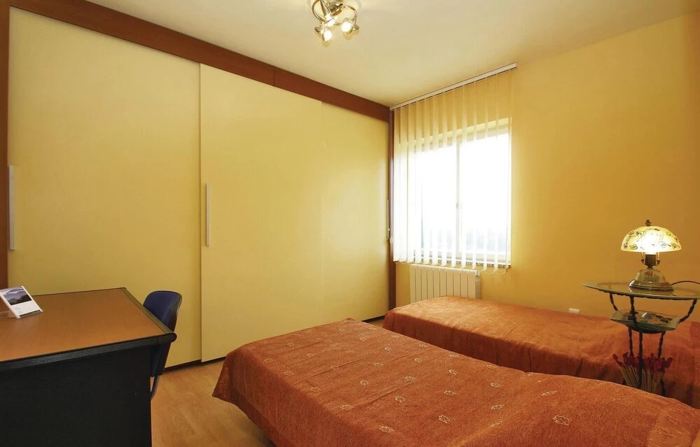 Beautiful Home in Labin With Wifi and 6 Bedrooms