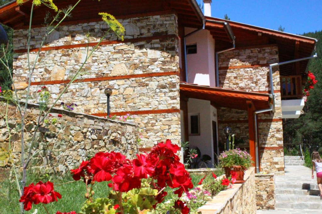 Guesthouses Prav Kamen