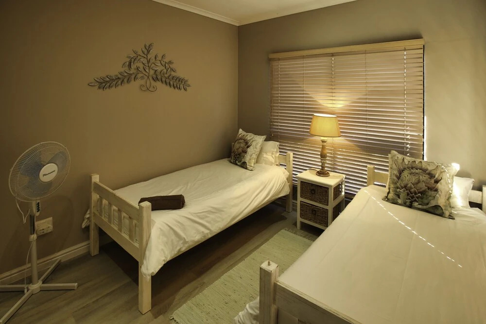 Miss Martilda Langebaan 6-sleeper