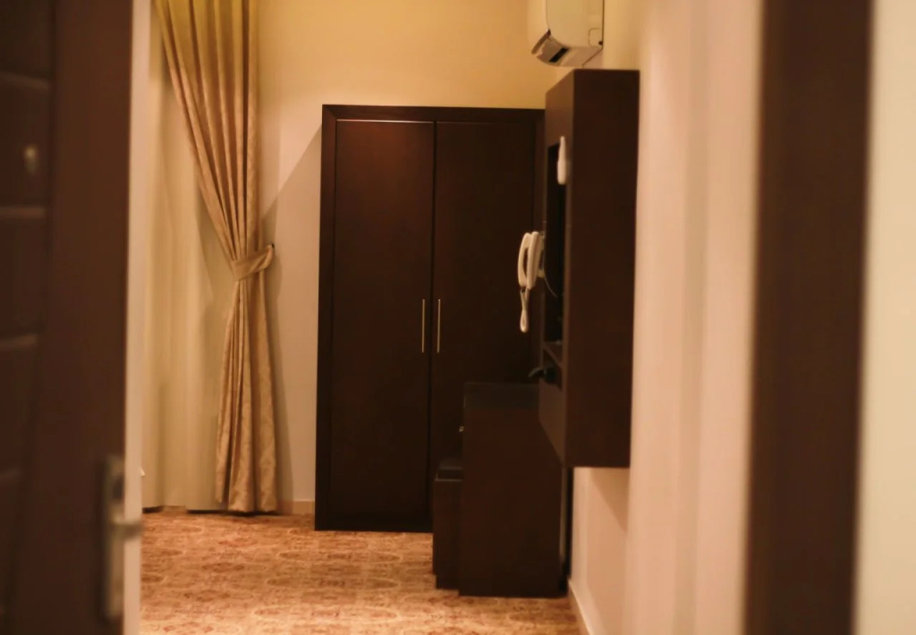 Rest Night Hotel Suites - AL Ta`awon-Hussin bin Ali