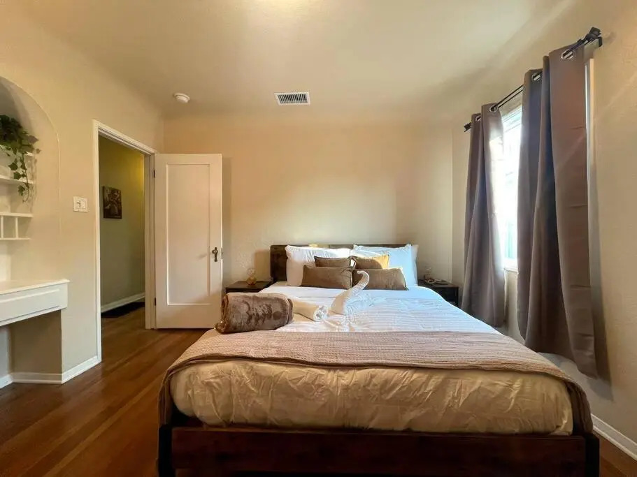 Fairy Tale 3BR House