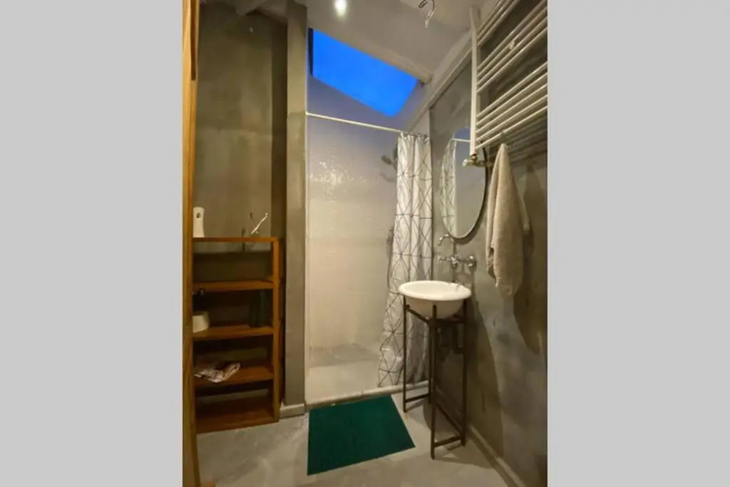 Unique LOFT with 2 BR, 2 Terraces and Amazing 360 Views!
