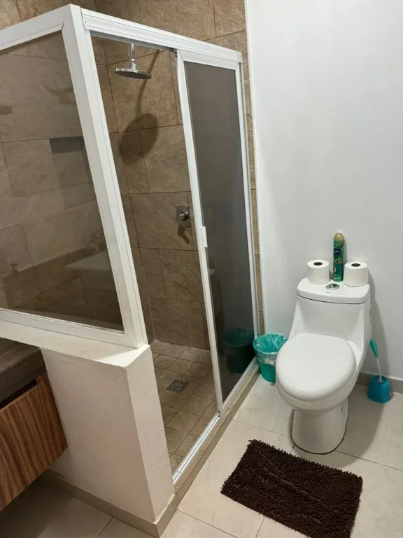 Cambria Versalles by Tovigo Rentals