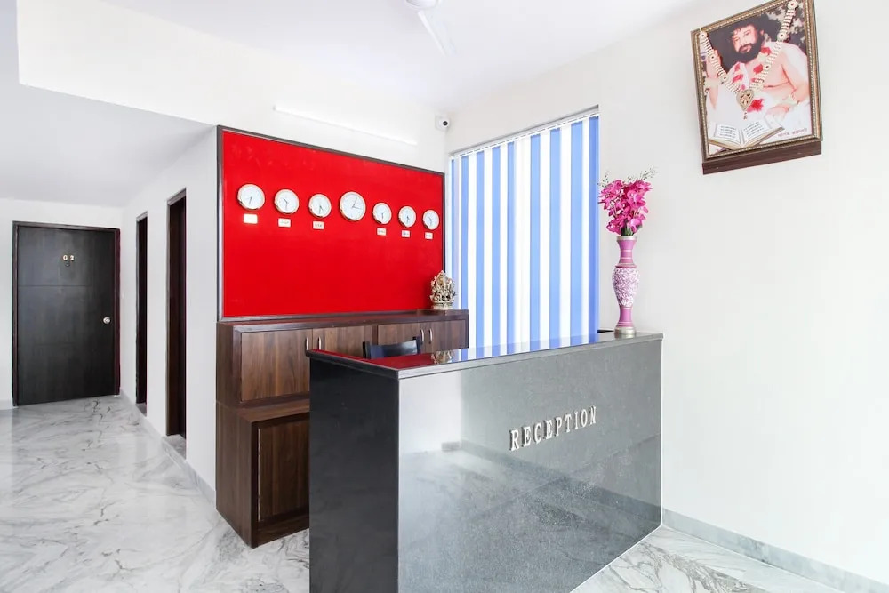 OYO 35787 Hotel Lotus