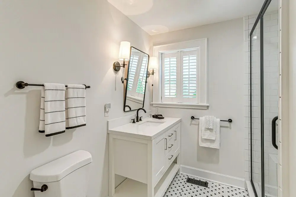 Spacious Jekyll Island Home: Steps to the Ocean!