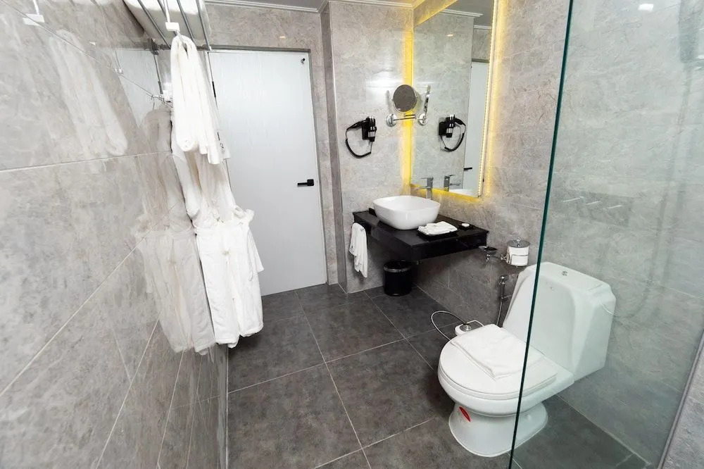 Sunday Hevea Hotel and Resort