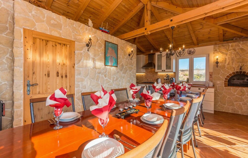 Awesome Home In Turanj