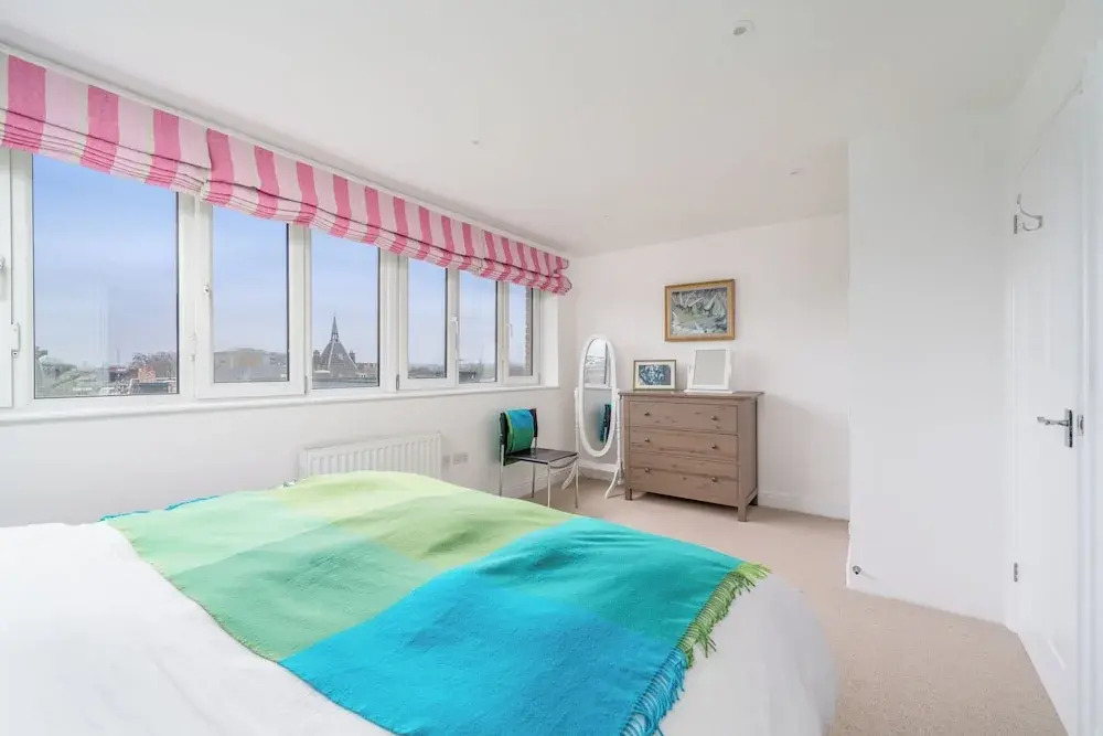 JOIVY Stylish flat between London Bridge
