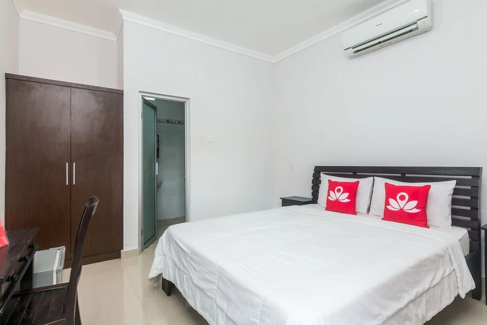 ZEN Rooms Seminyak Gang Rahayu
