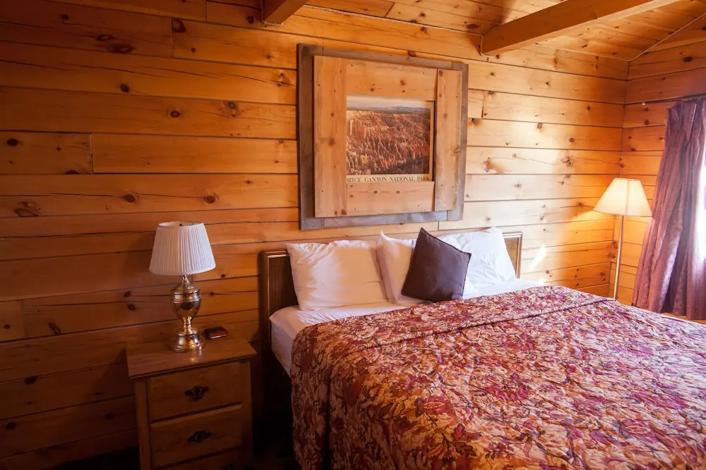 Bryce Gateway Inn & Cabins
