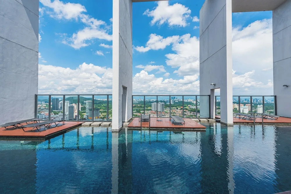 4Pax Studio with Magnificent View PJ SS2