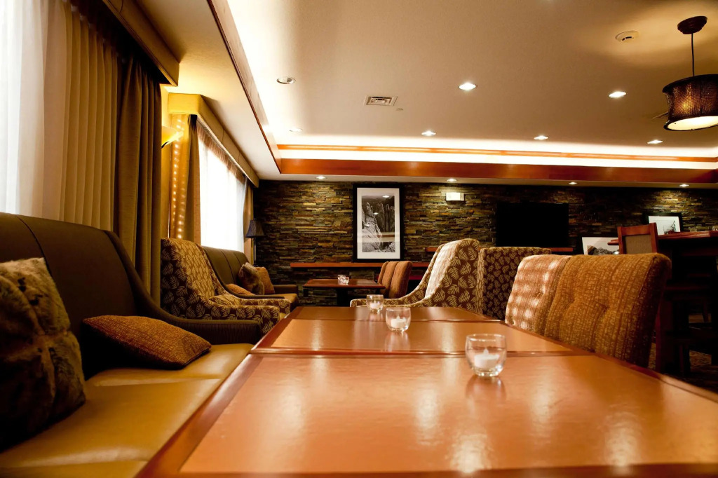 Comfort Inn & Suites Rapid City near Mt Rushmore