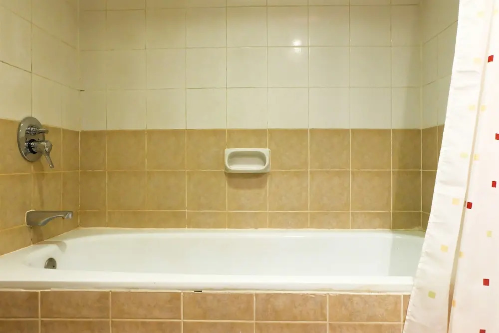 Exclusive 1 Bedroom Batavia Apartment by Travelio