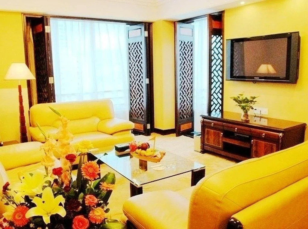 Riverside International Hotel