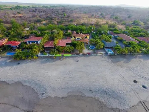 Anticoli Beachfront home