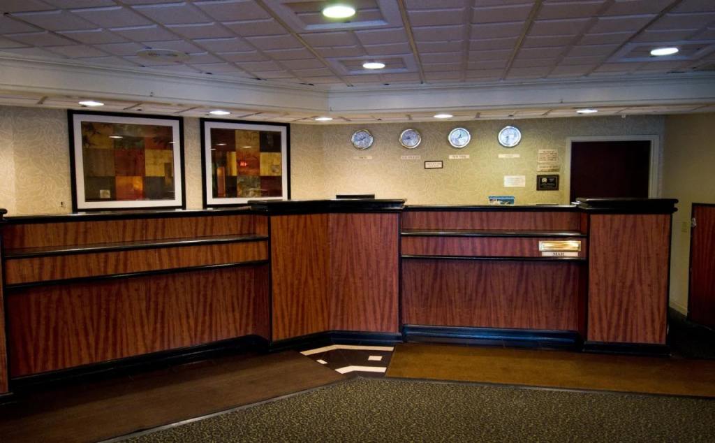 OYO Hotel East Hanover NJ-10