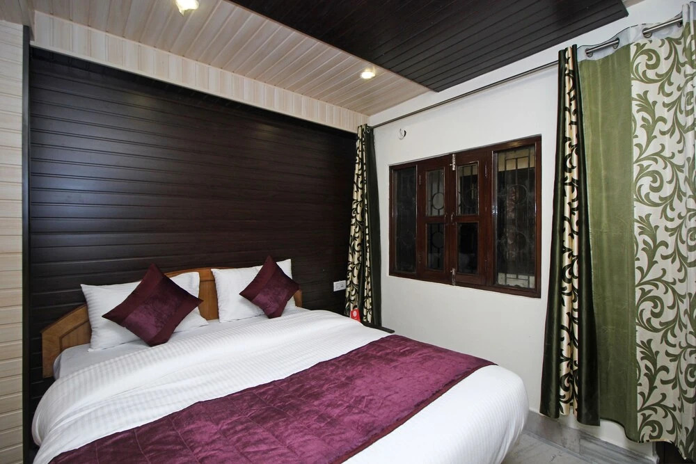 OYO 8991 near Mall Road