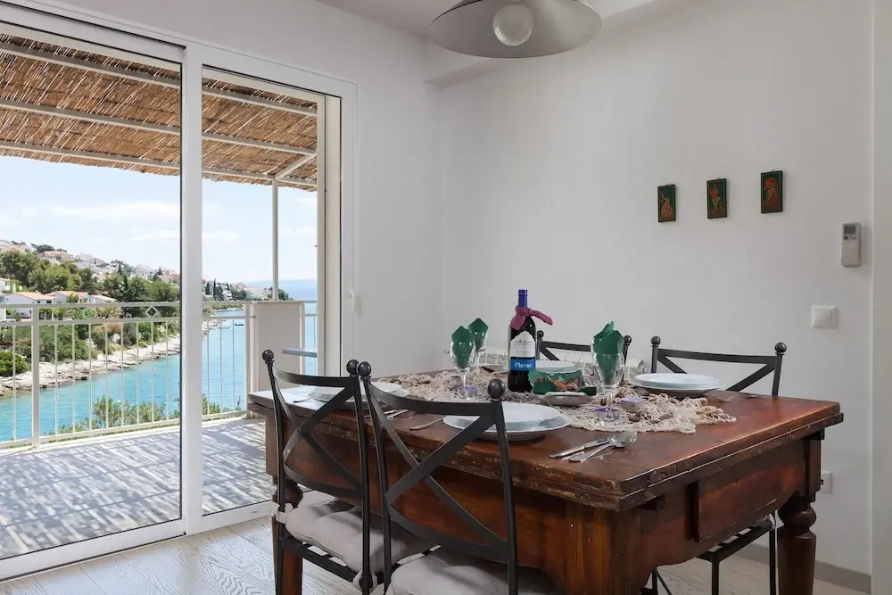 Holiday home Duje