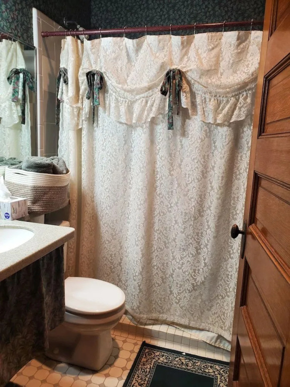 The Weis Mansion Bed and Breakfast