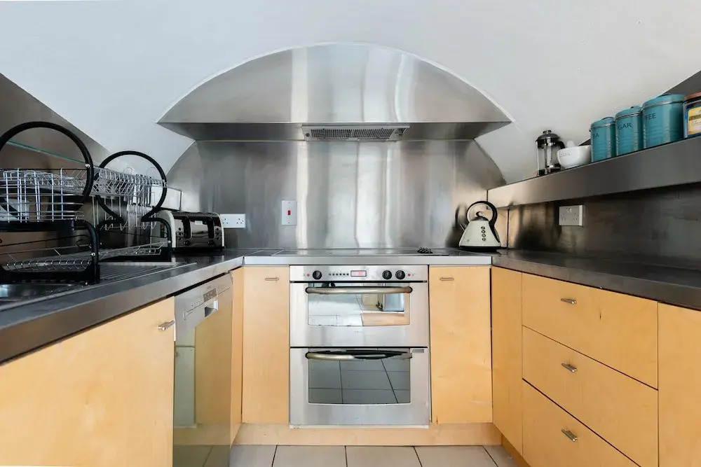 The Pimlico Lighthouse - 4bdr in Between the River Thames & Sloane Square