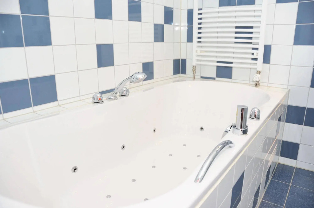 Linge Hotel Elst