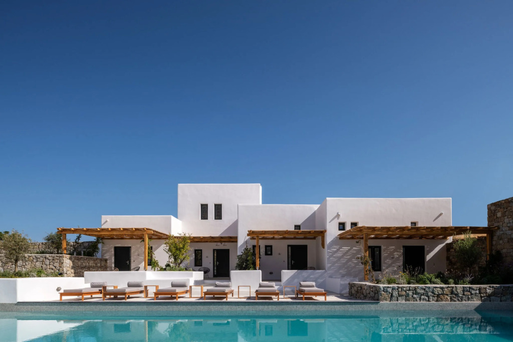 Trinity Mykonos - Beachfront Villa