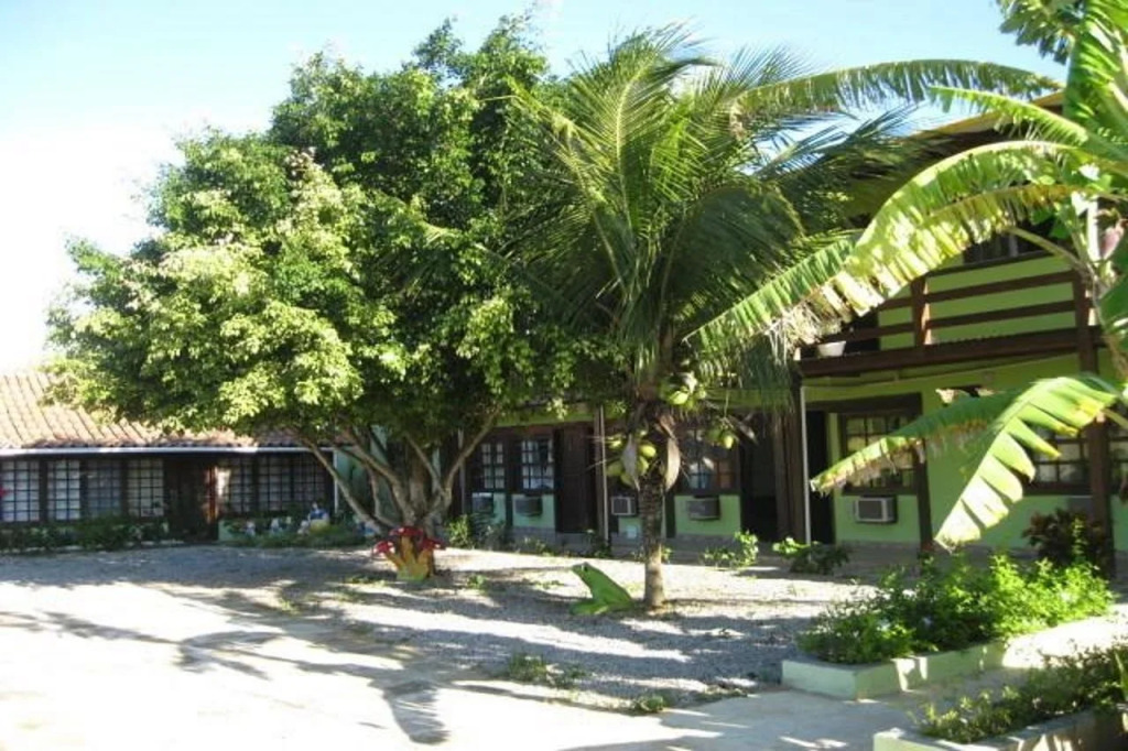 Pousada Ferradura Beach