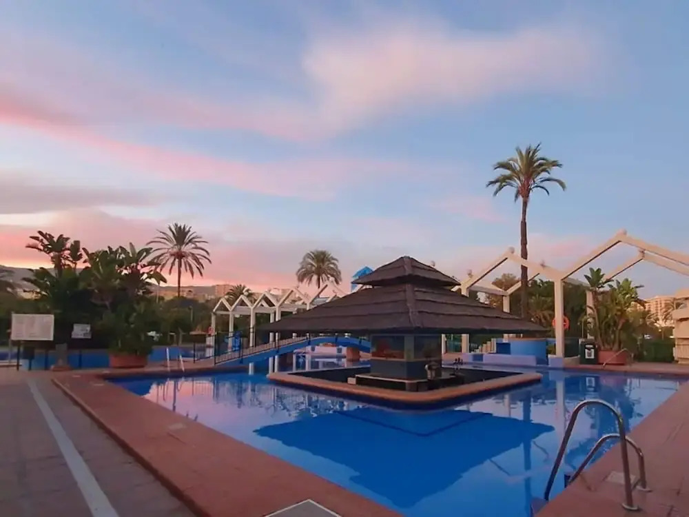 Belvilla by OYO Apartamento Benal Beach