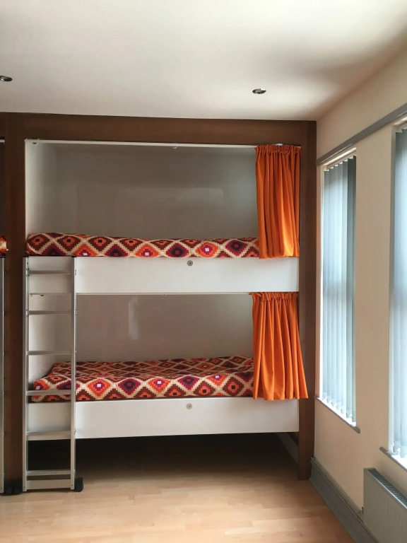 The Liverpool Pod - Hostel