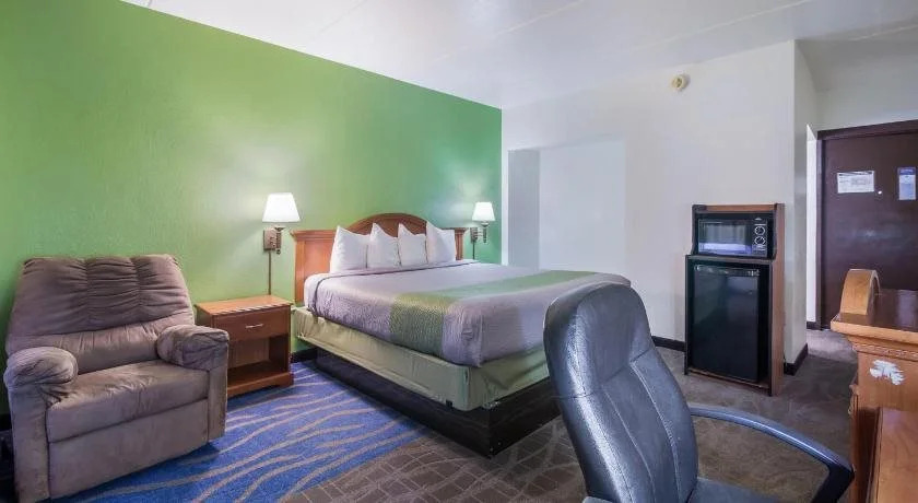 Motel 6 Dickinson