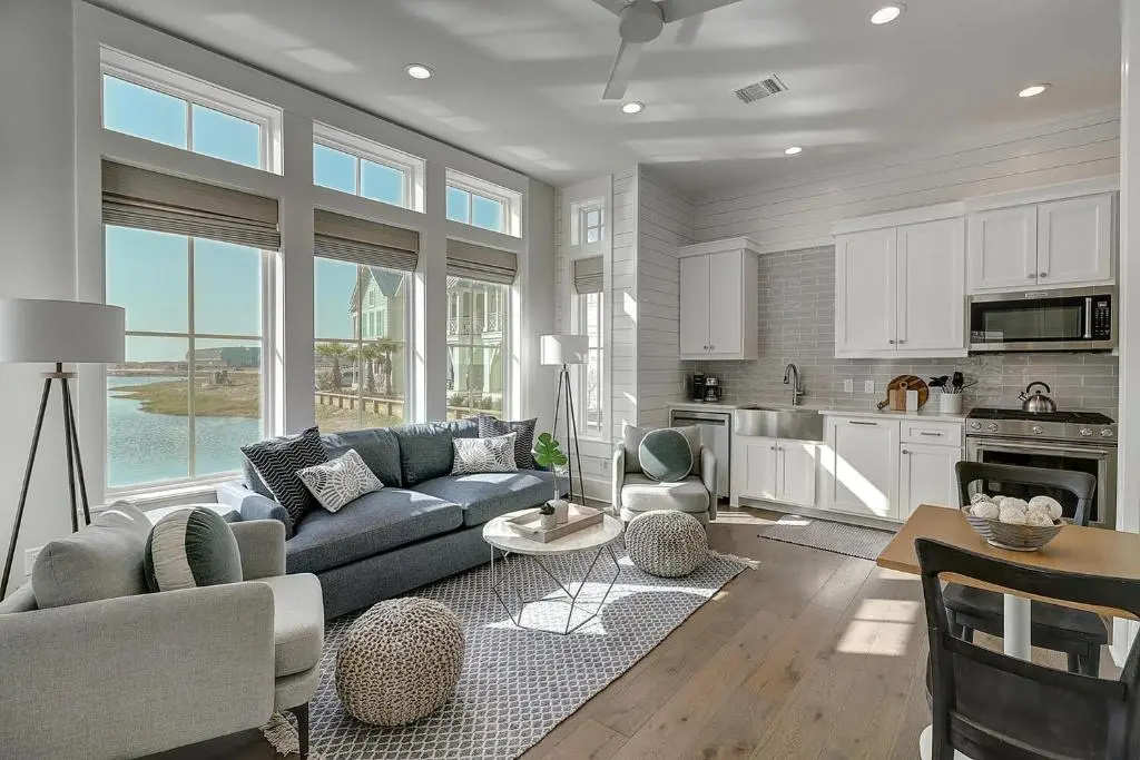 Edgewater Escape 541 SOU