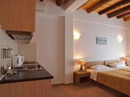 Molos Apartments
