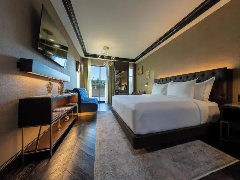 Whisky Hotel