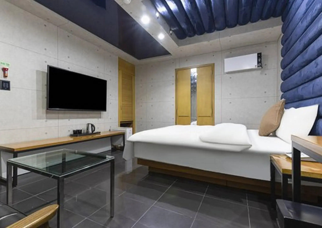 Hotel TJ
