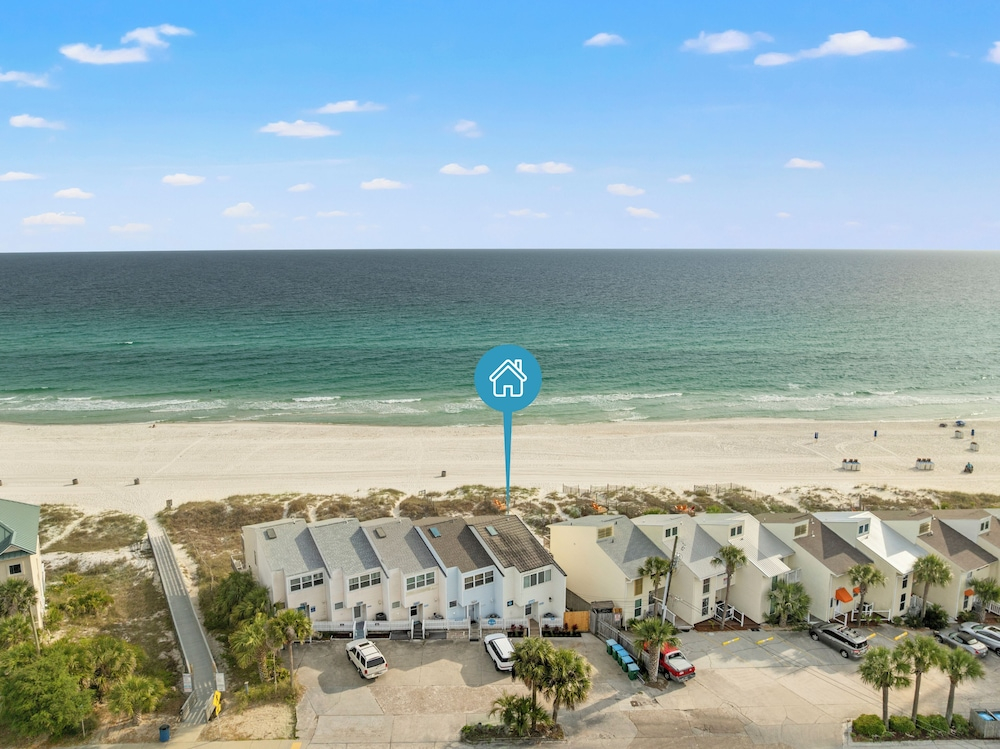 Breathtaking Views from Gulf Front 2 Bd / 3 Ba Townhome