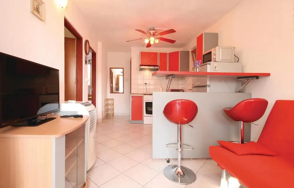 Beautiful Home in Sibenik With Wifi and 2 Bedrooms