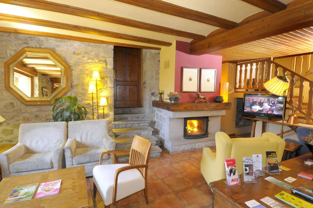 Hotel Casa Cornel