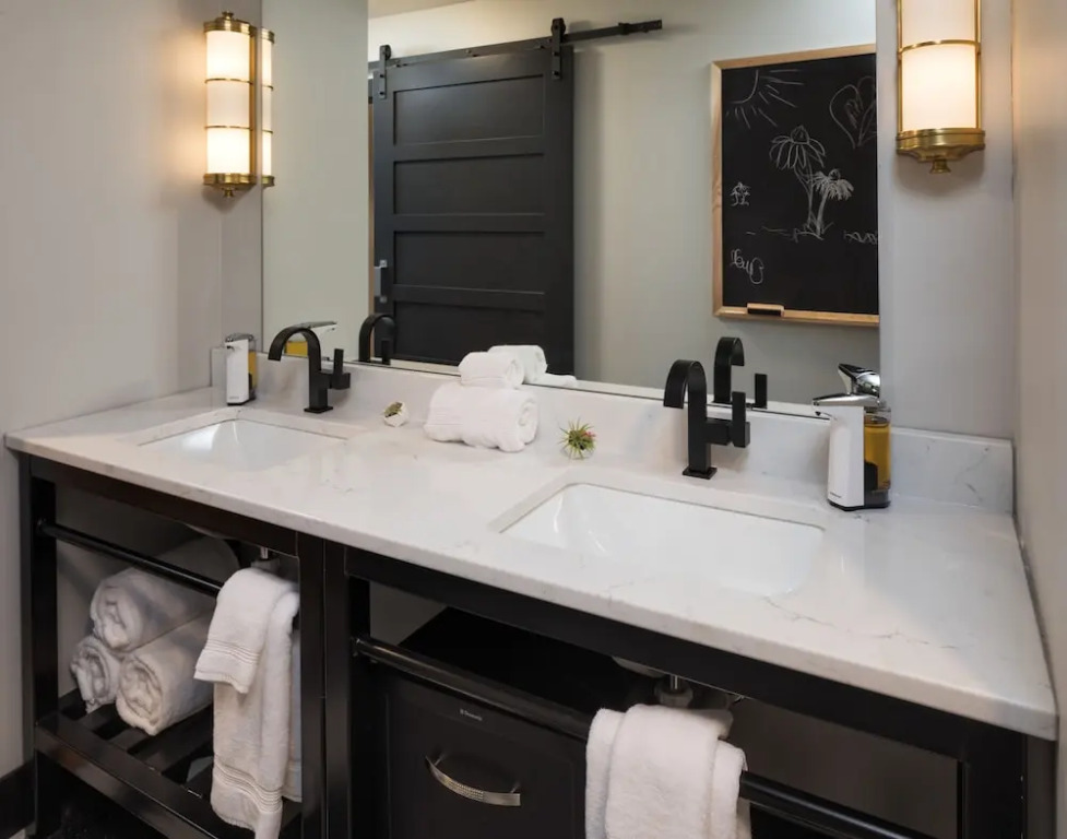 Hotel Grinnell, Ascend Hotel Collection
