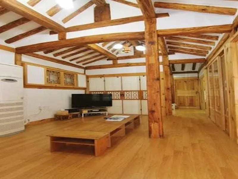Irang Hanok Guesthouse