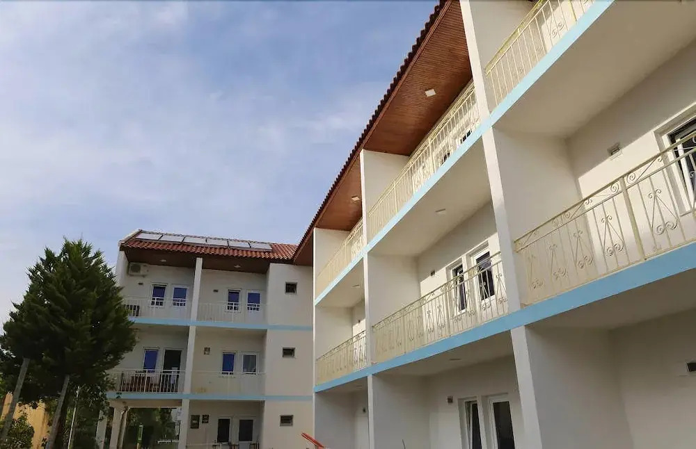 Hotel Lakaj 2