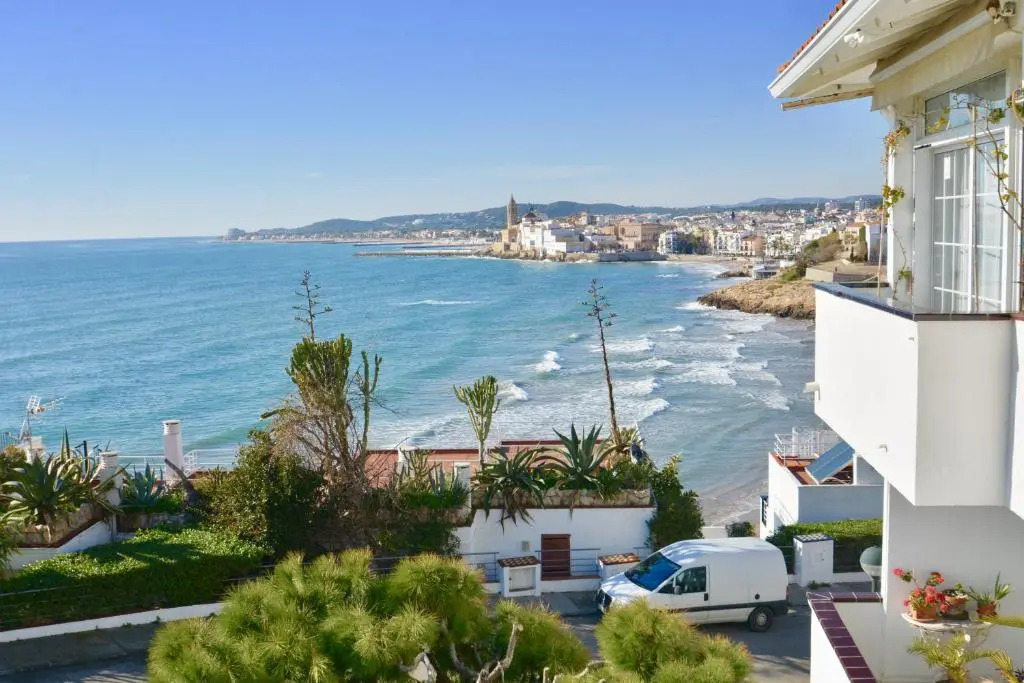 VISTAS DEL MAR stunning views over the beach