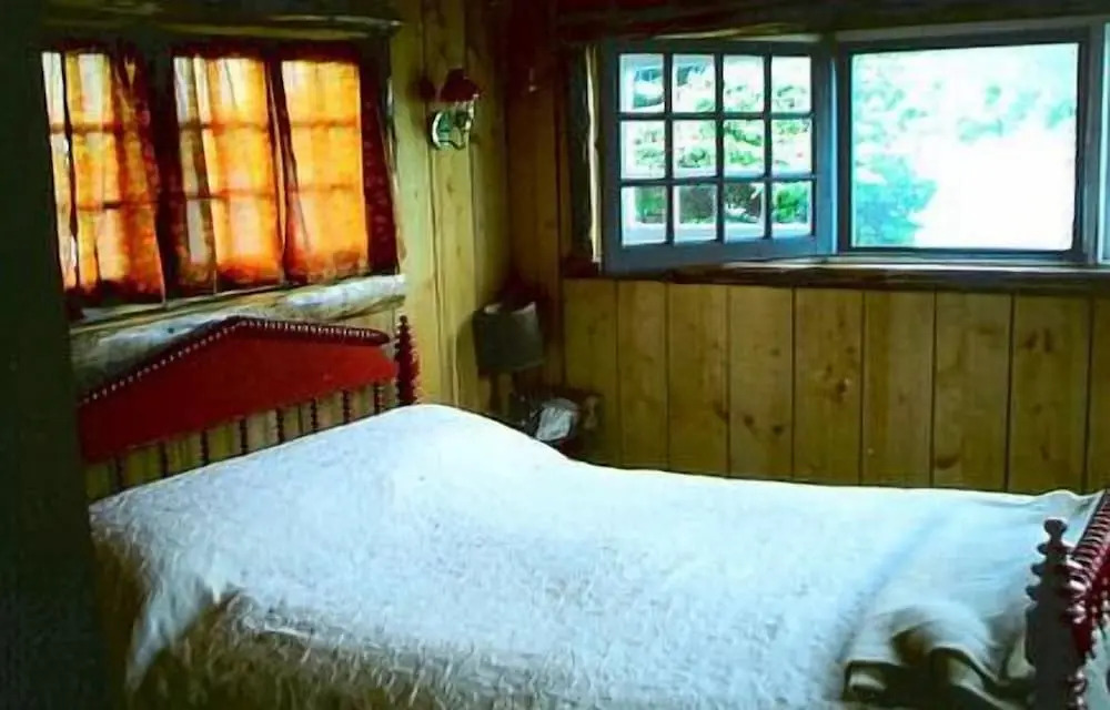 Boat House Cottage