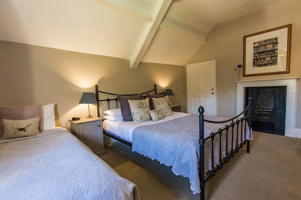 Bodkin House Hotel